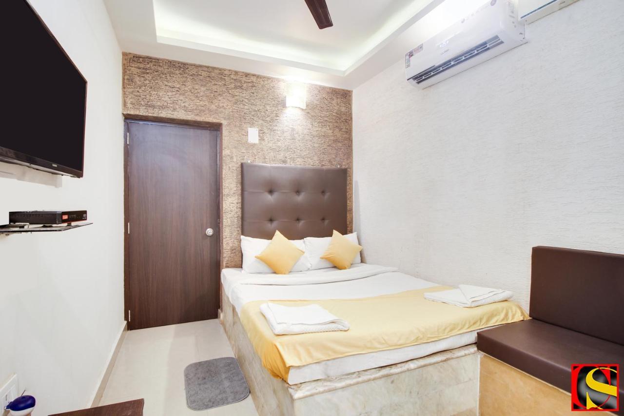 Candolim Sands Hotel Exterior foto